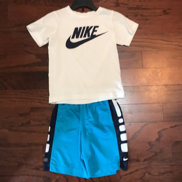 Nike Other - Nike set 6/7